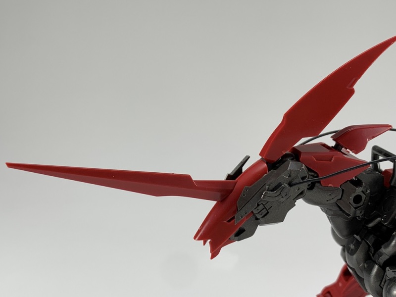 守護女王的深紅戰馬『HEXA GEAR 西格・斯普林格 女王親衛隊規格』即將發售 官方釋出樣品素組照!