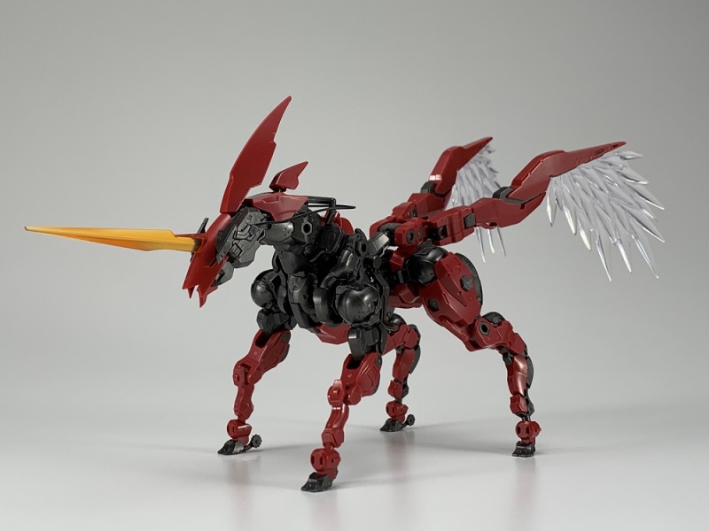 守護女王的深紅戰馬『HEXA GEAR 西格・斯普林格 女王親衛隊規格』即將發售 官方釋出樣品素組照!