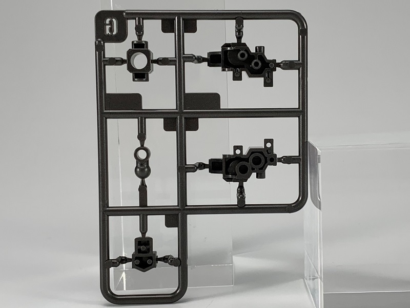 守護女王的深紅戰馬『HEXA GEAR 西格・斯普林格 女王親衛隊規格』即將發售 官方釋出樣品素組照!