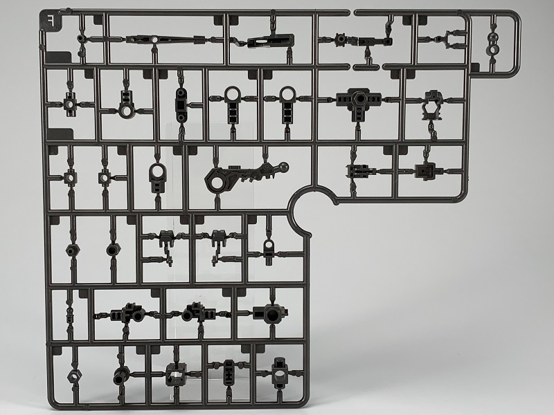 守護女王的深紅戰馬『HEXA GEAR 西格・斯普林格 女王親衛隊規格』即將發售 官方釋出樣品素組照!