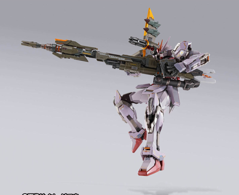 揮舞大劍的紅色機影現身『METAL BUILD 嫣紅攻擊鋼彈 巨斬刀裝備型』確定商品化!