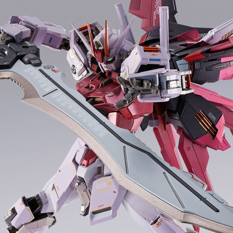 揮舞大劍的紅色機影現身『METAL BUILD 嫣紅攻擊鋼彈 巨斬刀裝備型』確定商品化!