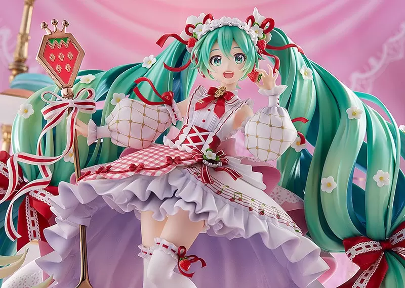 GSC「初音未來 15th Anniversary Ver.」1/7比例模型 以草莓為靈感的15週年紀念★