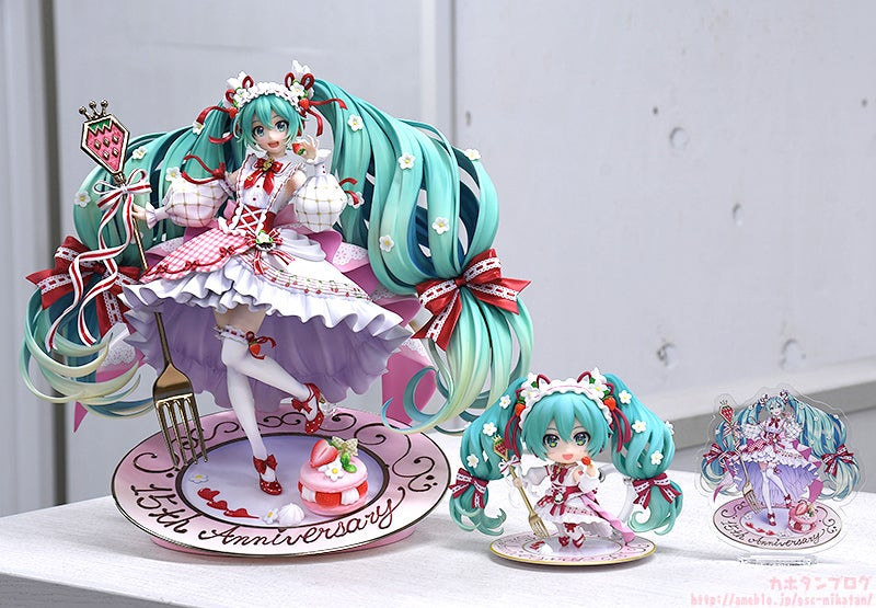 GSC「初音未來 15th Anniversary Ver.」1/7比例模型 以草莓為靈感的15週年紀念★