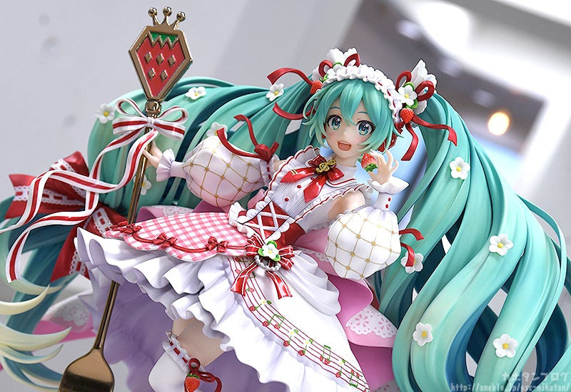 GSC「初音未來 15th Anniversary Ver.」1/7比例模型 以草莓為靈感的15週年紀念★
