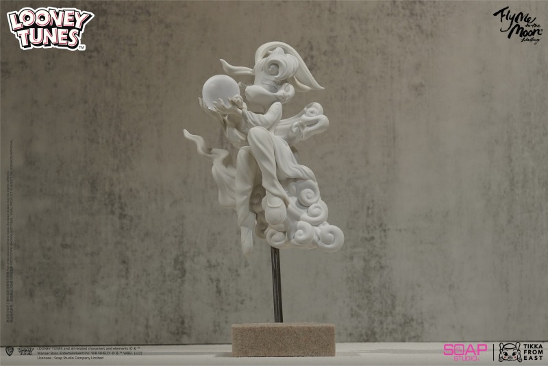 Soap Studio × Tik Ka From East《樂一通》「帶我飛向月球」雕像 以中華古風重新詮釋兔巴哥、蘿拉兔！