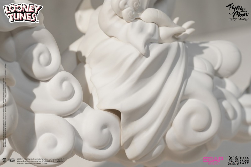 Soap Studio × Tik Ka From East《樂一通》「帶我飛向月球」雕像 以中華古風重新詮釋兔巴哥、蘿拉兔！