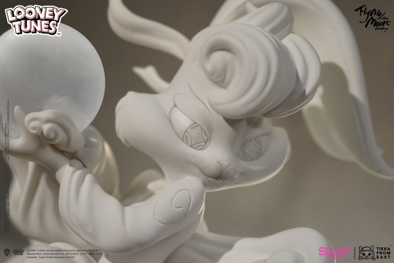 Soap Studio × Tik Ka From East《樂一通》「帶我飛向月球」雕像 以中華古風重新詮釋兔巴哥、蘿拉兔！