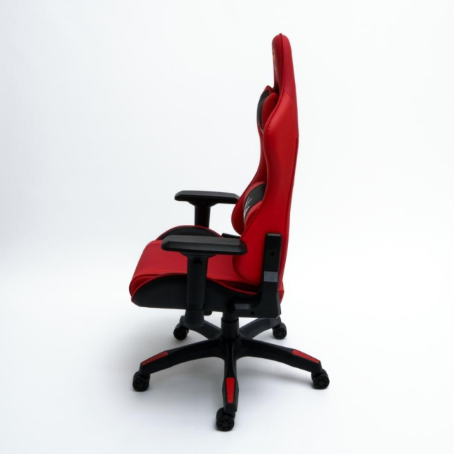 三倍速乘坐體驗!PARCO×《機動戰士鋼彈》電競專用椅初鋼&夏亞兩色登場