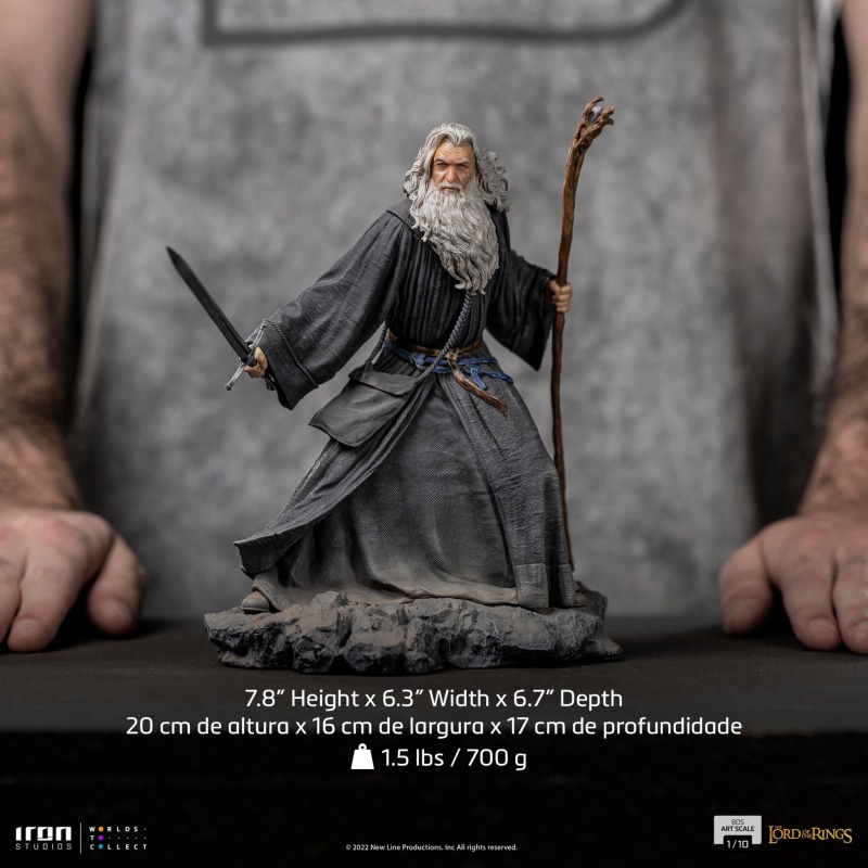 Iron Studios《魔戒》甘道夫(Gandalf)1/10 比例全身雕像 迎敵姿態的灰袍聖徒!