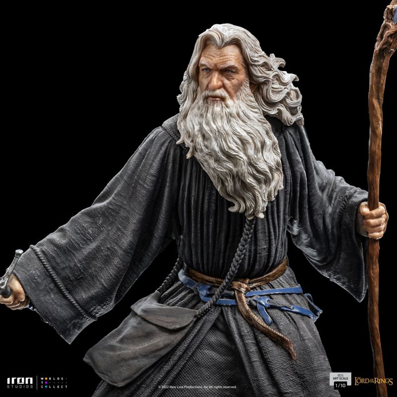 Iron Studios《魔戒》甘道夫(Gandalf)1/10 比例全身雕像 迎敵姿態的灰袍聖徒!