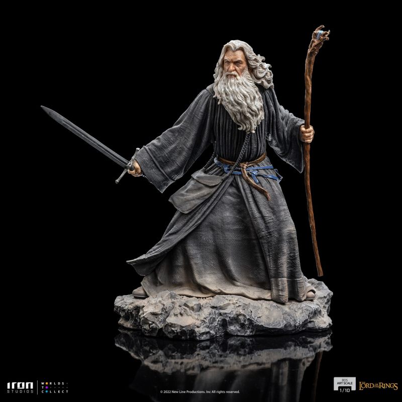 Iron Studios《魔戒》甘道夫(Gandalf)1/10 比例全身雕像 迎敵姿態的灰袍聖徒!