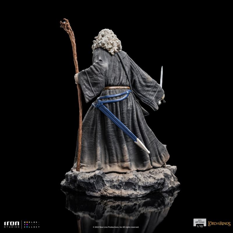 Iron Studios《魔戒》甘道夫(Gandalf)1/10 比例全身雕像 迎敵姿態的灰袍聖徒!