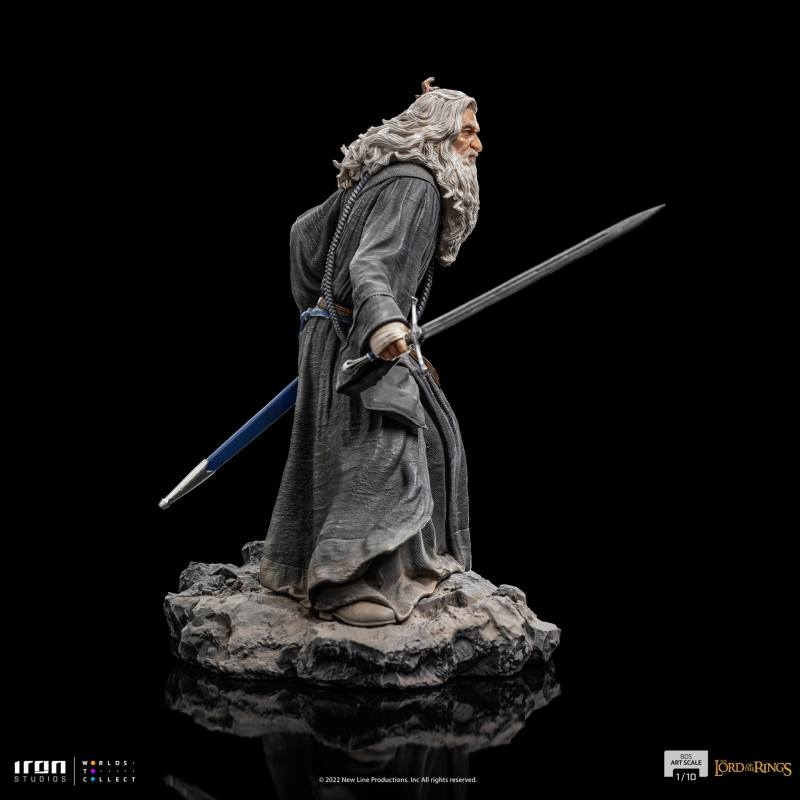 Iron Studios《魔戒》甘道夫(Gandalf)1/10 比例全身雕像 迎敵姿態的灰袍聖徒!