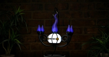 搖曳鬼火照亮你家！寶可夢中心推出「水晶燈火靈LED燈」，還能重現火焰搖晃的視覺效果