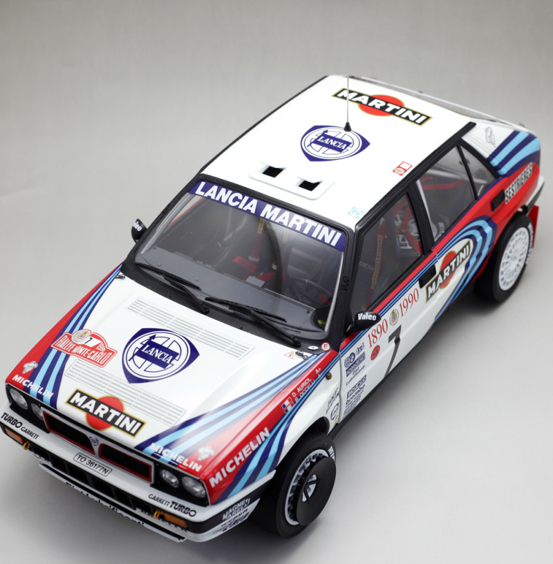 Italeri 1/12 Lancia Delta HF Integrale16V