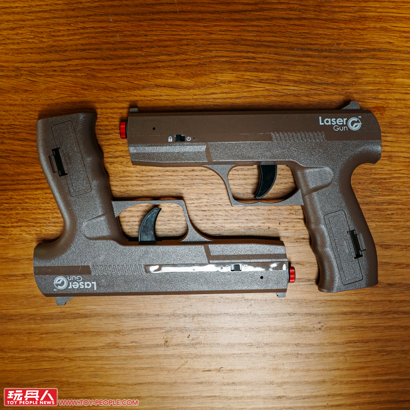 【未使用】電子ダーツ　VariShot とオプションの重さのあるレーザーガン一丁 未使用】電子ダーツ VariShot とオプションの重さのあるレーザー