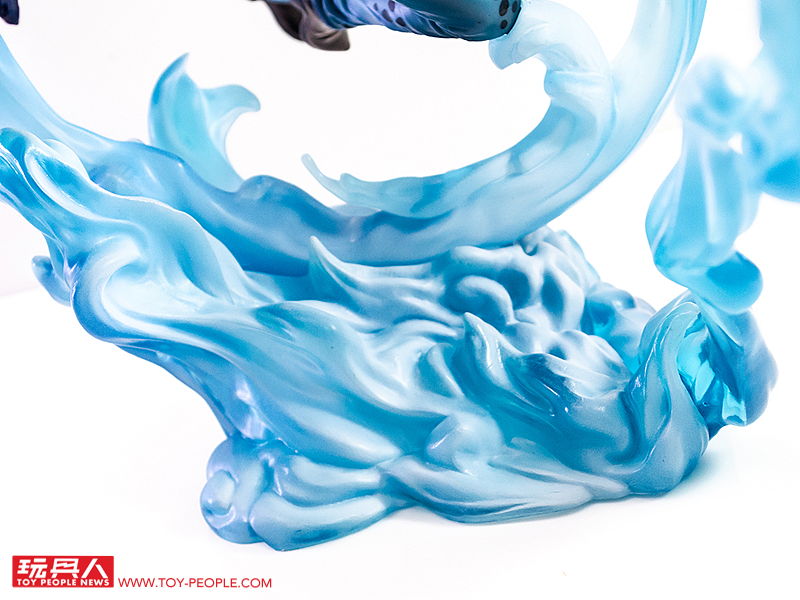 CP值超高！細膩再現魄力注射刺擊姿態『Figuarts ZERO 超激戰 特拉法爾嘉·羅 三船長 鬼島怪物決戰』開箱報告