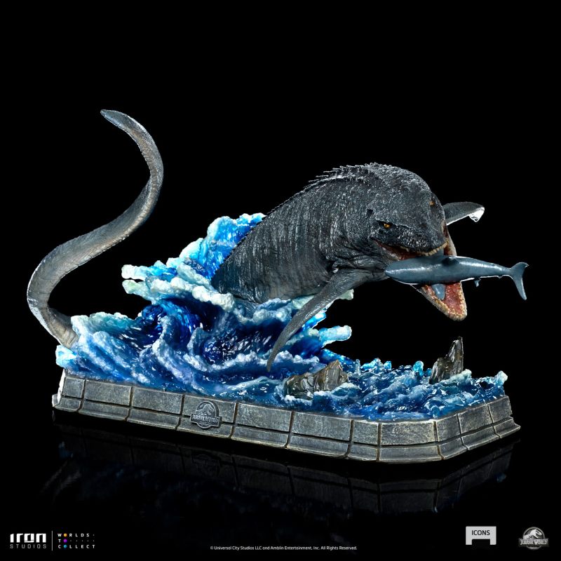Iron Studios《侏羅紀世界》滄龍（Mosasaurus）無比例場景雕像 震撼餵食秀縮小再現！