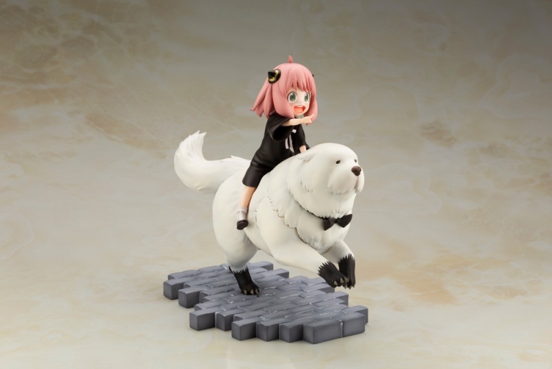 前面有一隻超可愛的狗勾～壽屋《SPYxFAMILY 間諜家家酒》 安妮亞·佛傑 ＆彭德 1/7比例模型