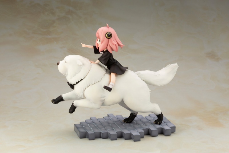 前面有一隻超可愛的狗勾～壽屋《SPYxFAMILY 間諜家家酒》 安妮亞·佛傑 ＆彭德 1/7比例模型