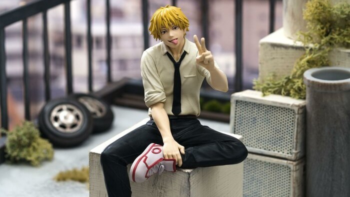 好耶!SEGA 景品Premium Chokonose「鏈鋸人 淀治」超隨興的小混混坐姿~