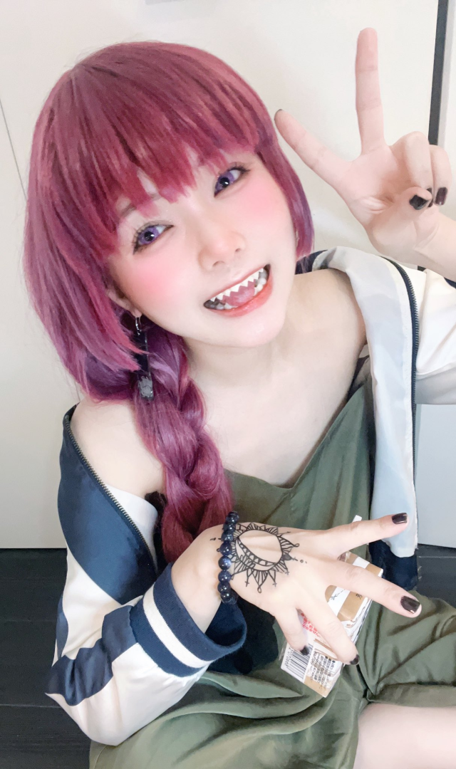 這個酒鬼姊姊好香！ Coserトキワ扮《孤獨搖滾！》廣井菊里神韻超到位