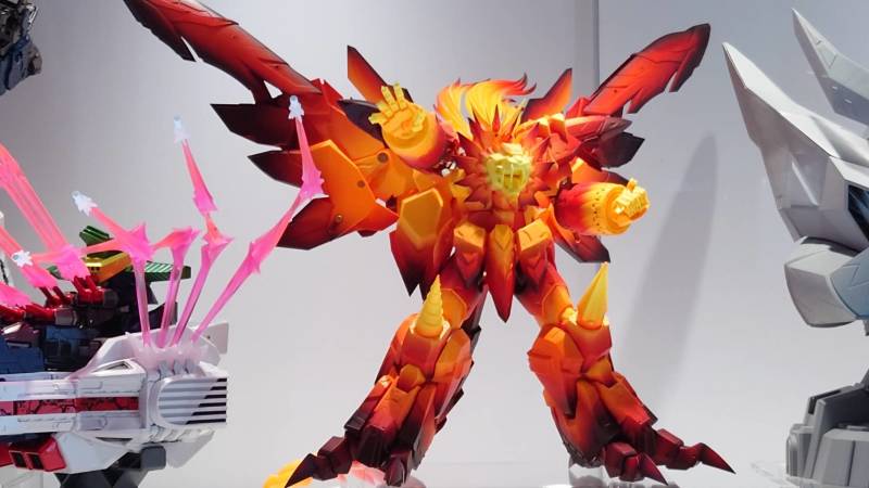 再現遭到 Triple Zero 侵蝕的焰紅身軀 AMAKUNI機神『霸界王始源我王凱牙』『始源我王凱牙發光頭像』試作品公開！