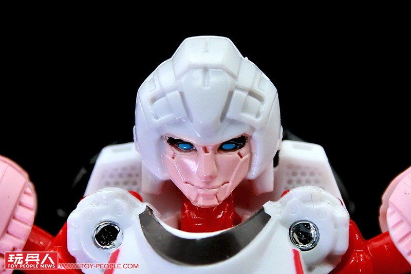 野性奔馳、獸性爆發！孩之寶變形金剛電影工作室系列「萬獸崛起」開箱報告