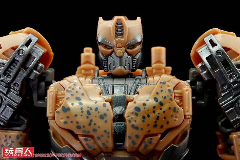 野性奔馳、獸性爆發！孩之寶變形金剛電影工作室系列「萬獸崛起」開箱報告