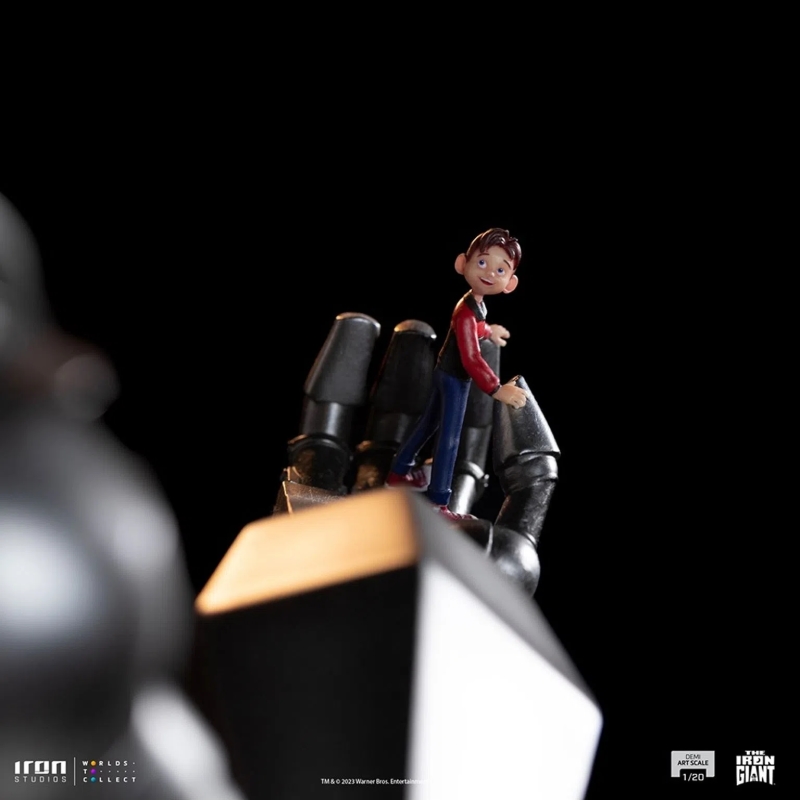 Iron Studios Demi Scale「鐵巨人＆豪加斯」（Iron Giant and Hogarth Hughes）1/20 比例全身雕像