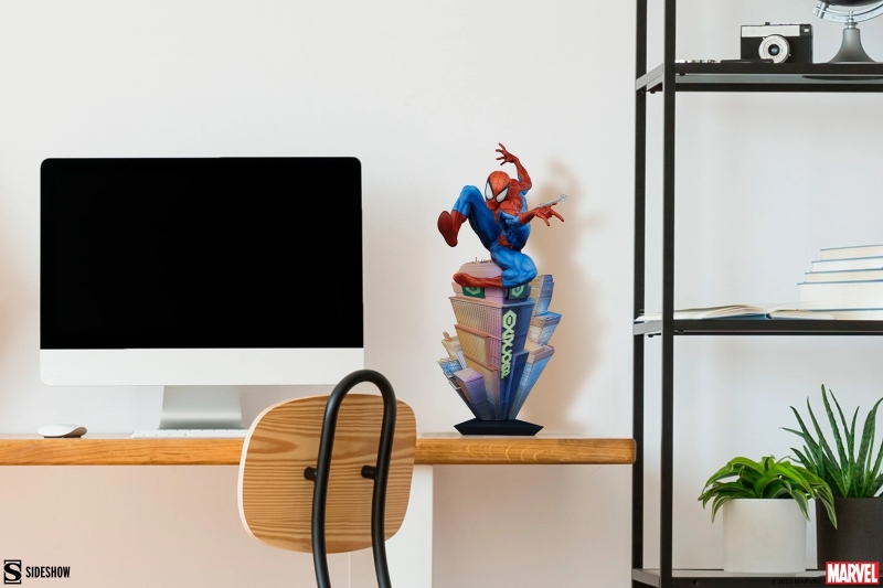 Sideshow Premium Format Figure「蜘蛛人」場景雕像 飛躍半空的動感造型！