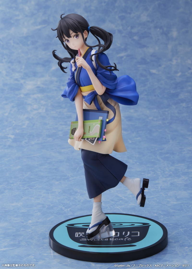 追加傳說中的大便!ANIPLEX《Lycoris Recoil 莉可麗絲》井之上瀧奈 1/7 比例模型 可愛的雙馬尾店服上菜