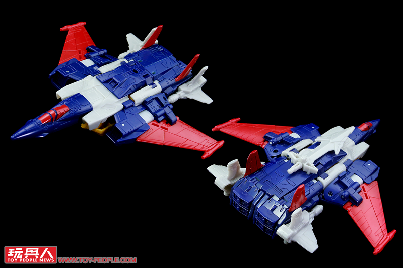 全方位的經典進化、跨時代的傳承對決!孩之寶變形金剛經典世代「傳承進化系列」第二波 開箱報告