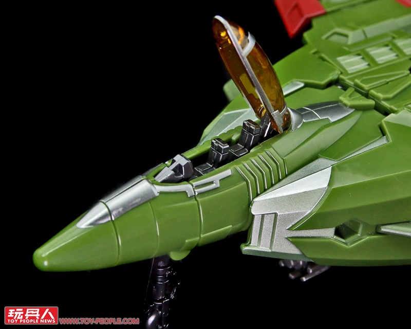 全方位的經典進化、跨時代的傳承對決!孩之寶變形金剛經典世代「傳承進化系列」第二波 開箱報告