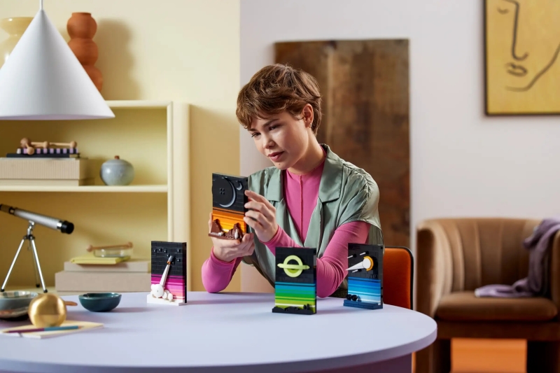 LEGO 21340 Ideas 系列「太空時代的故事」（Tales of the Space Age）再見，地球。你好，無限可能性！