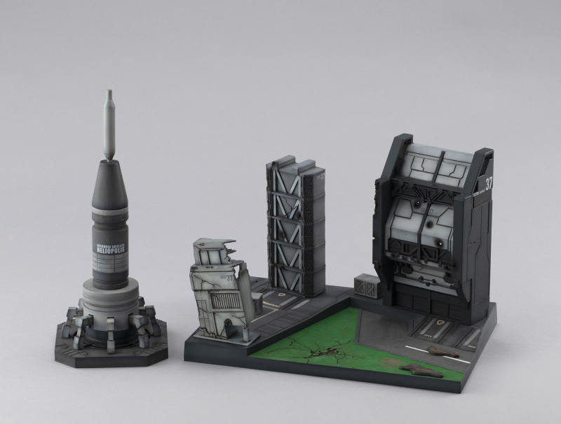 Realistic Model Series G情景模型『機動戰士鋼彈SEED 海利歐波里斯戰場』預計 09 月發售 對應 1/144 鋼普拉再現劇中場景！