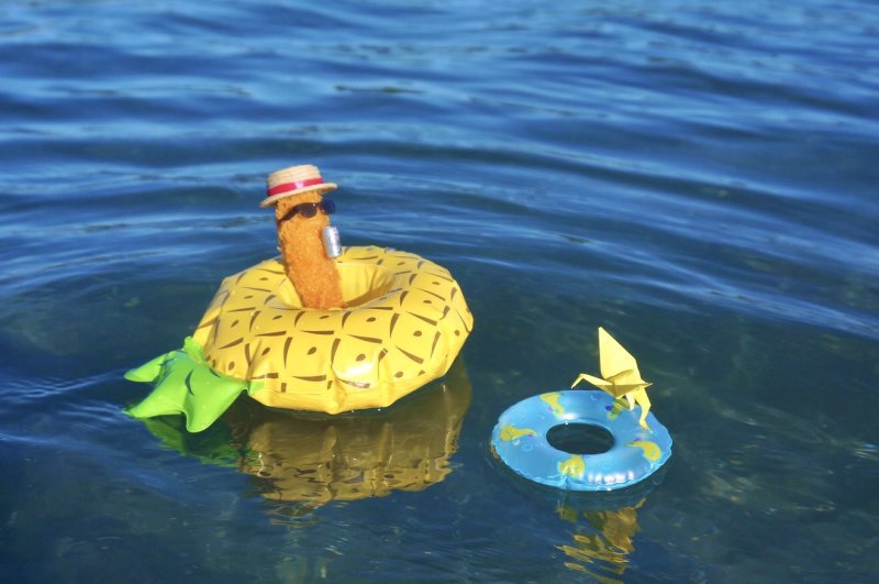 人氣第二彈！ATC 「Ebilife 炸蝦日常 吊飾轉蛋2」那條最懂生活的蝦蝦回來啦