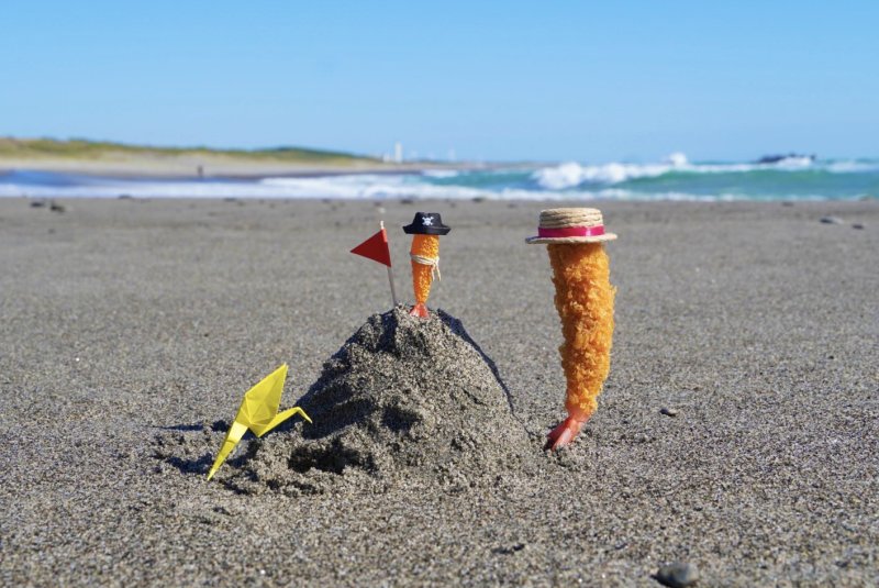 人氣第二彈！ATC 「Ebilife 炸蝦日常 吊飾轉蛋2」那條最懂生活的蝦蝦回來啦