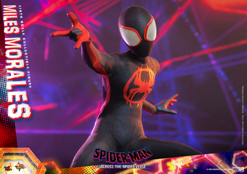 Hot Toys《蜘蛛人:穿越新宇宙》邁爾斯·摩拉斯(Miles Morales)1/6 比例收藏級人偶 英雄造型&日常穿搭一次滿足!