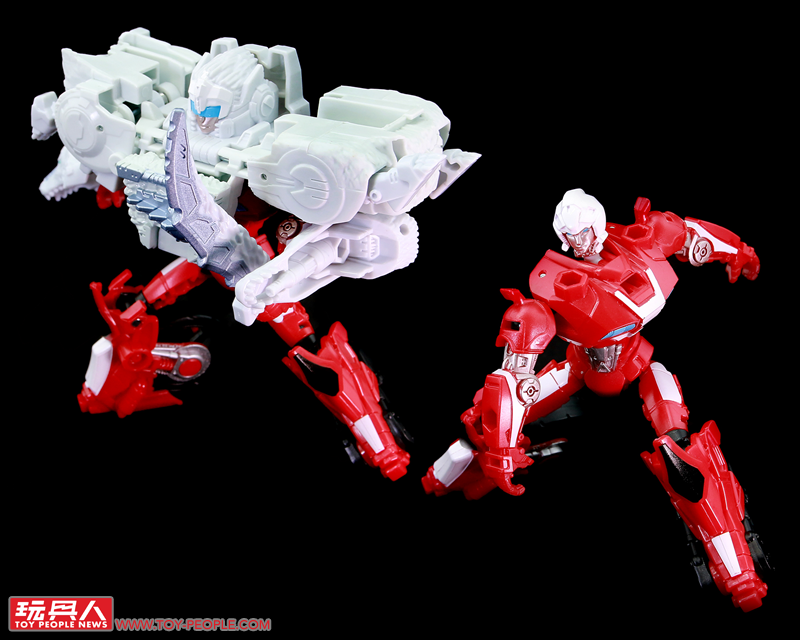 一同對抗宇宙最可怕的威脅!孩之寶「變形金剛:萬獸崛起」系列玩具開箱報告PART 2