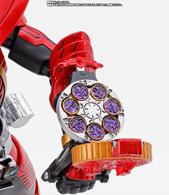 S.H.Figuarts 真骨彫製法『假面騎士OOO 鷹孔鷲聯組 （最終回Ver.）』華麗火焰羽翼特效再現最終決戰！