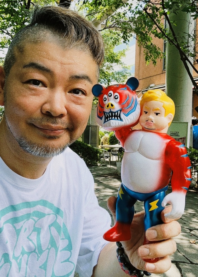 ART JUNKIE 加藤真一郎的創作之路:從摔角手到公仔藝術創家