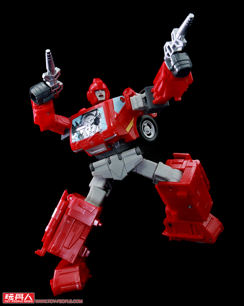 橫跨多元時空的戰場，就此降臨！孩之寶變形金剛「電影工作室系列」開箱報告