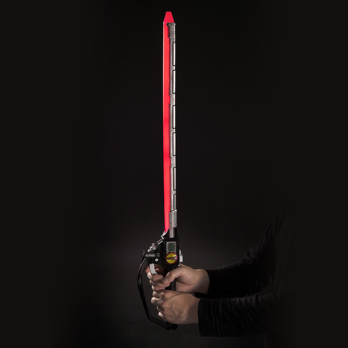 FAIZ超帥專用武器『CSM 假面騎士555 FAIZ EDGE』 82 公分發光規格再現交通指揮棒!