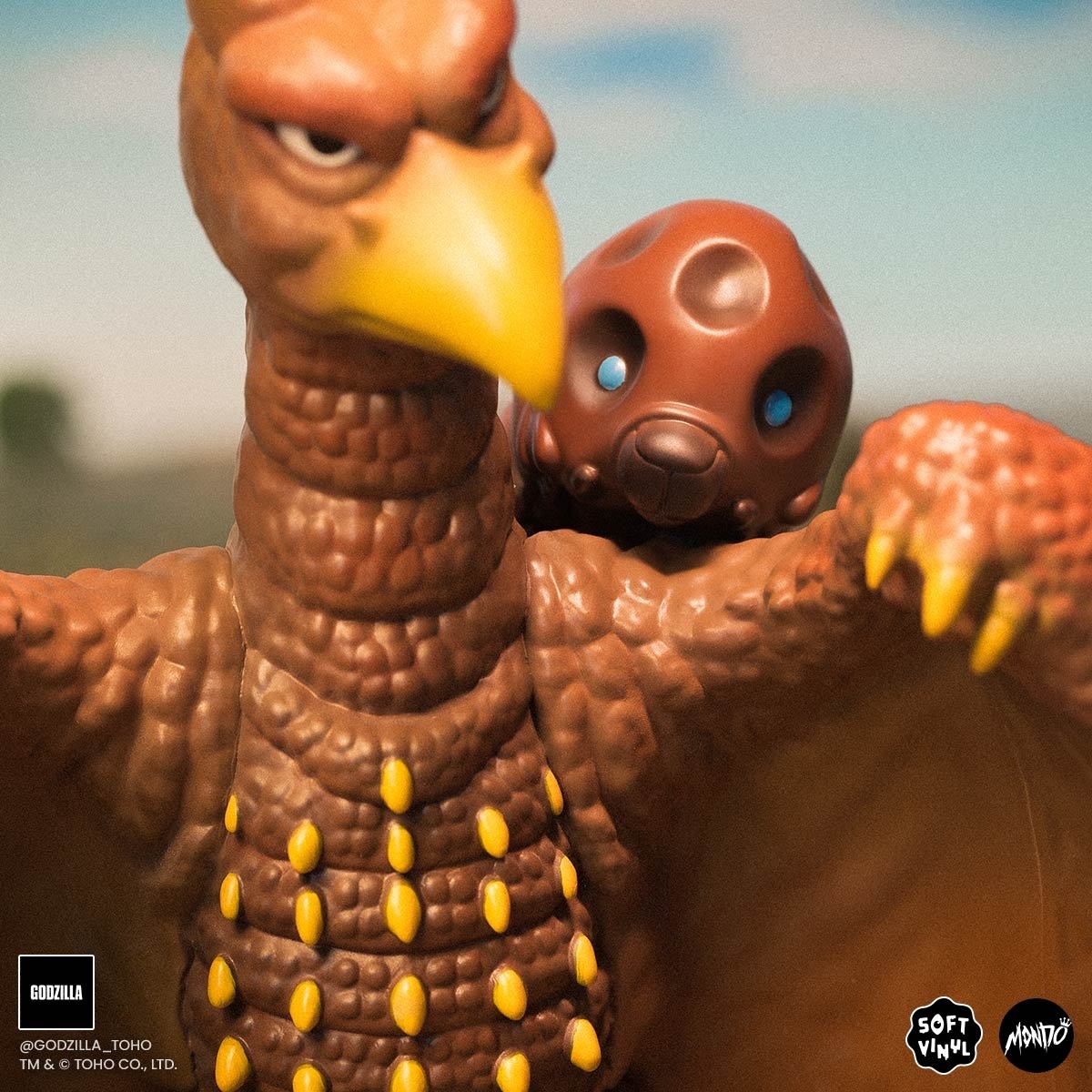 MONDO《三大怪獸 地球最大決戰》「拉頓 1964 變體版」軟膠玩具 還有可以吸在背上的摩斯拉幼蟲!