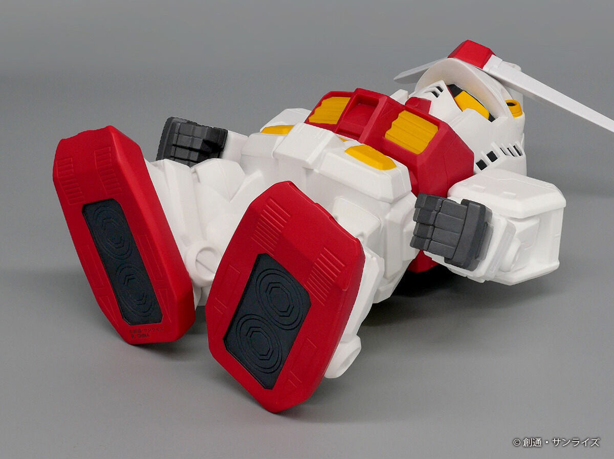 PLEX推出『巨無霸軟膠模型SD RX-78-2 鋼彈（2P配色）』巨大尺寸再現遊戲中的紅白 2P 色！