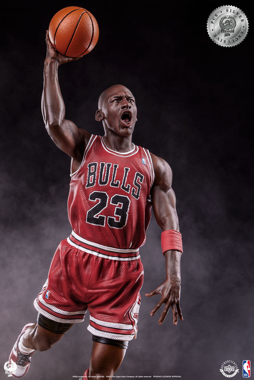 PCS NBA 空中飛人「麥可·喬丹」1/4 比例全身雕像 彷彿時間暫停的空中滯留再現！