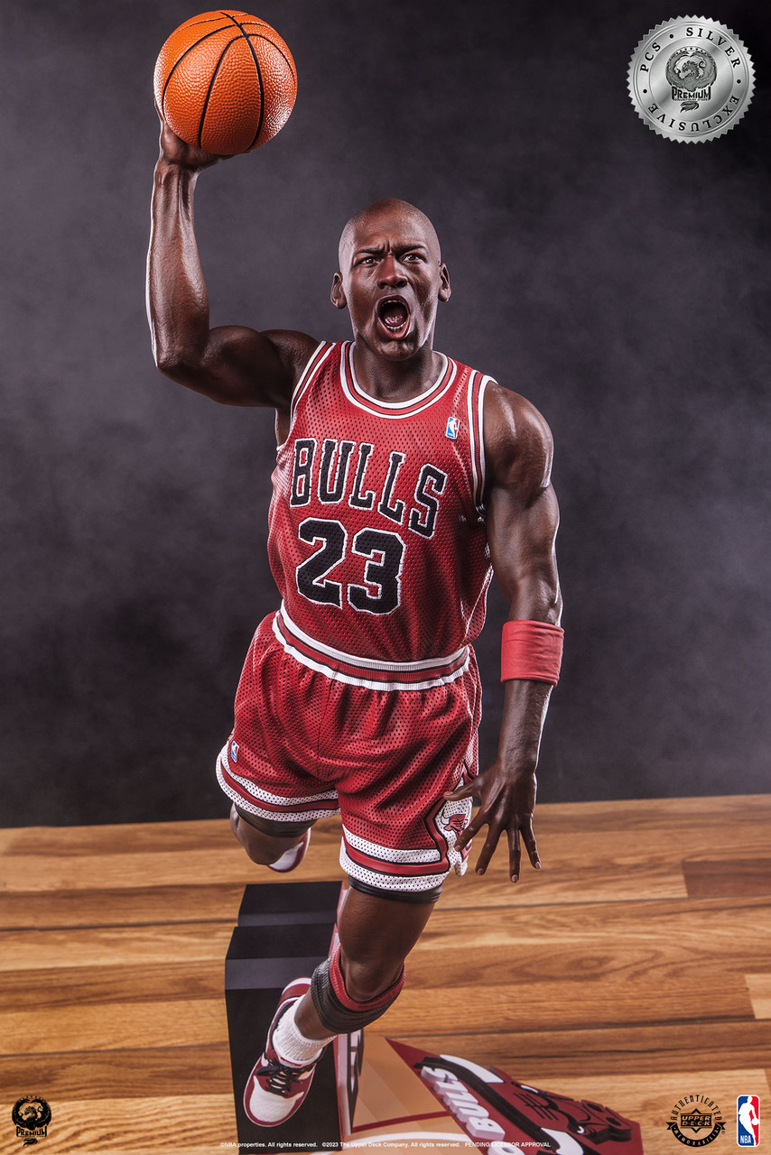 PCS NBA 空中飛人「麥可·喬丹」1/4 比例全身雕像 彷彿時間暫停的空中滯留再現！