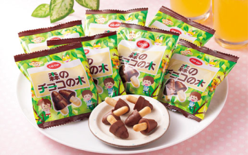 終結香菇山vs竹筍里的戰爭！日本生協悄悄販售結合兩者的產品：森之巧克力樹